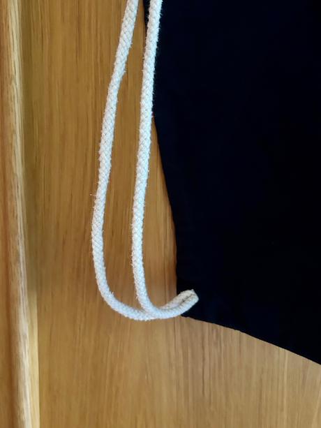 Látkový ruksačik námorníckej farby,