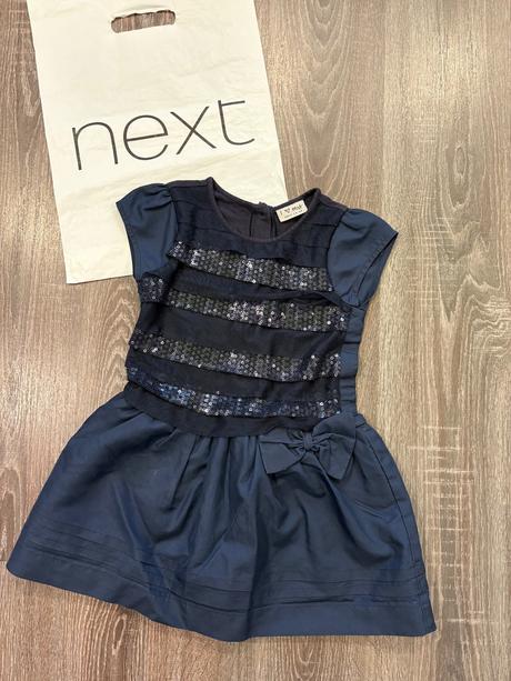 Next krasne dievcenske saty na 4-5 rokov, next,110