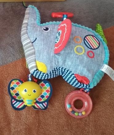 Slonik s aktivitami - fisher price, 