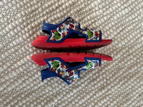 Adidas sandále marvel 27, adidas,27