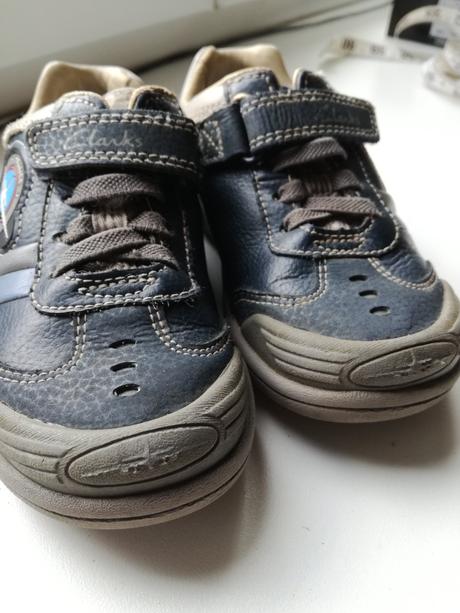 Kozene svietiace tenisky, clarks,24