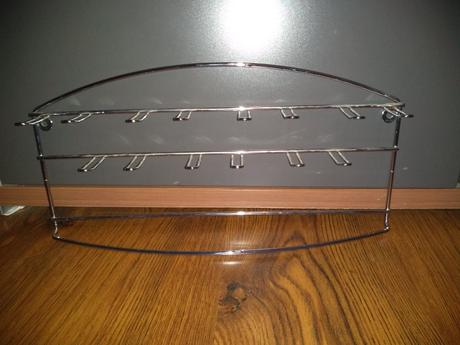 Stojan na korenicky, 