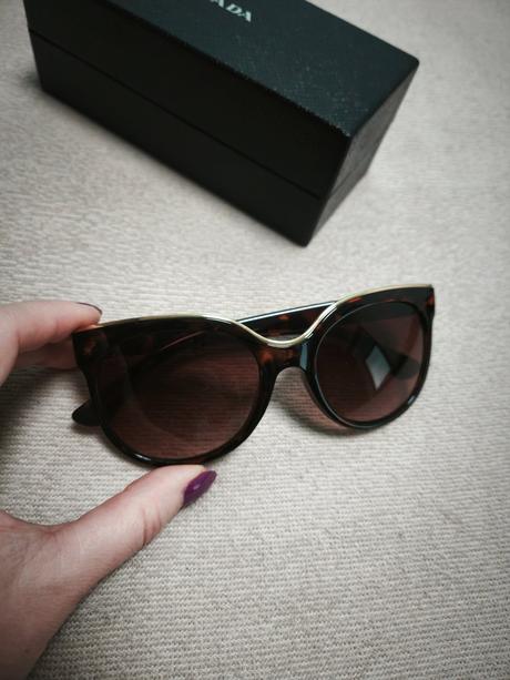 Slnecne okuliare oscar de la renta,