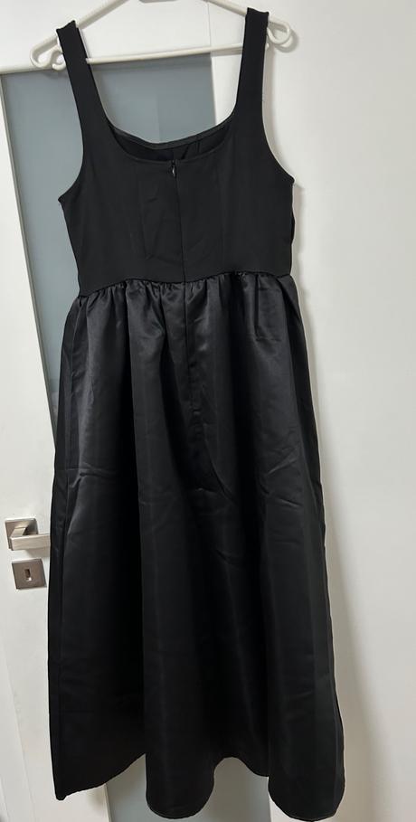 Romantické šaty, m