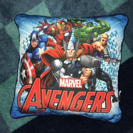 Avengers 2x vankúš + deka + darček,