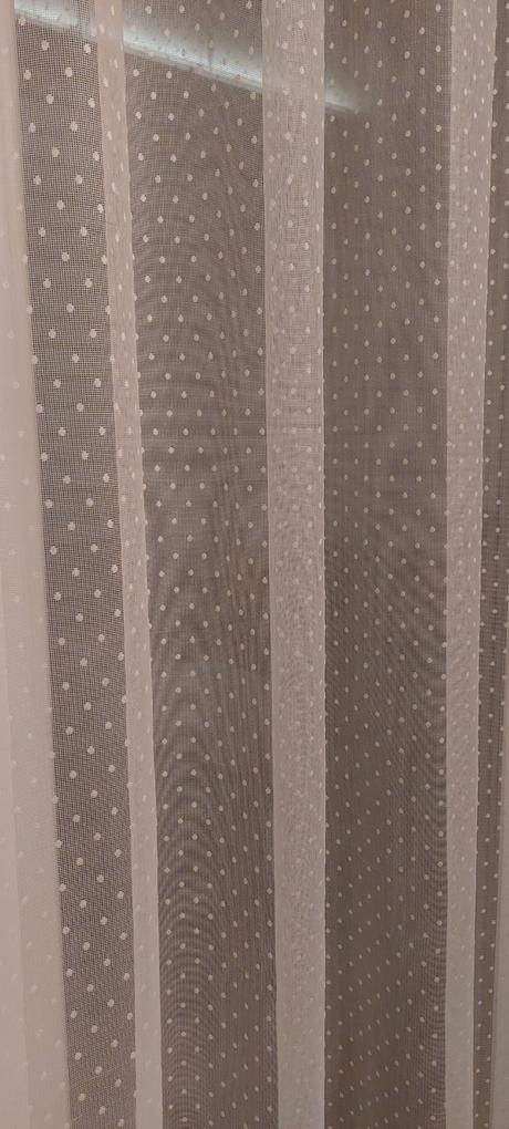 Snehobiele zaclony bodkovane s riasiacou paskou,