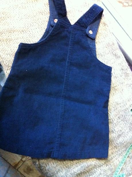 Menčestrova suknička, f&f,86