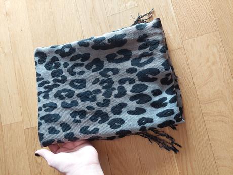 Šatka tigrovaná so strapcami, h&m