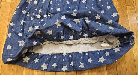 Rifľové šaty s hviezdičkami, bonprix,134