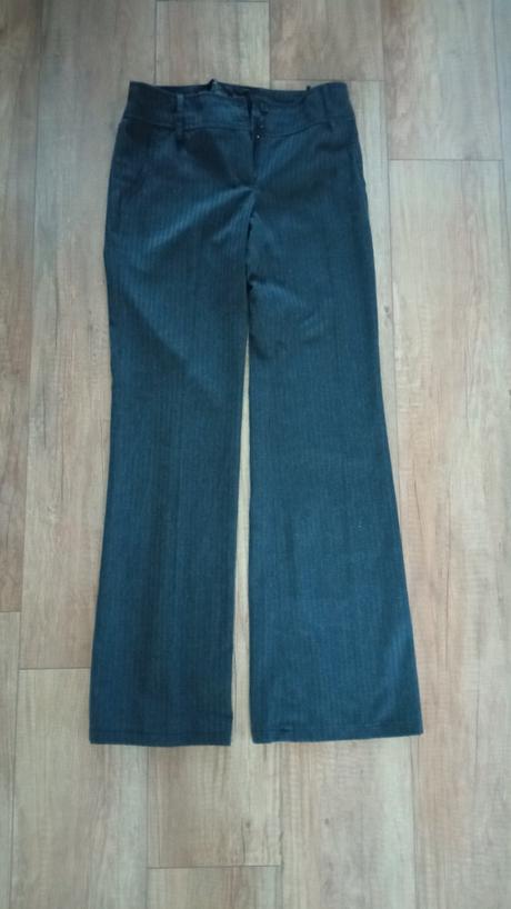 Nohavice dámske m s pruzkom, 38