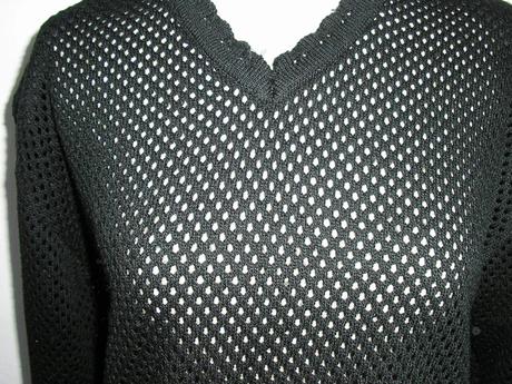 1189. čierne tričko, l