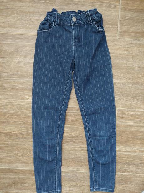 Nohavice č.152, c&a,152