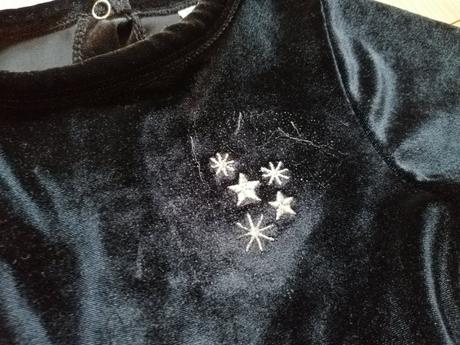 Zamatové šatky, 86