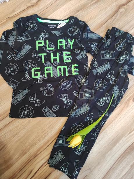 Dvojdielne pyžamo play station reserved, reserved,98 / 104 / 110 / 116