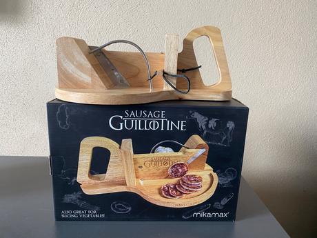 Ručná - klobásová gilotína,