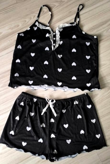 Krátke pyžamo zn.lunar, so srdiečkami, v. m/l, 36 - m