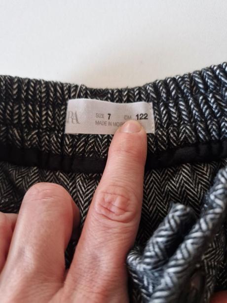 Široké nohavice, zara,122