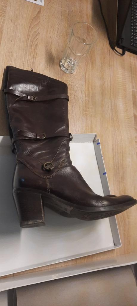 Kožené čižmy, 40