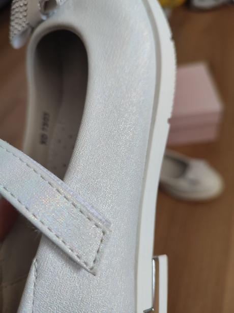 Slávnostná obuv, 33