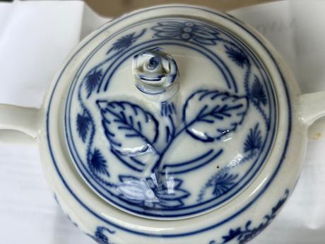 Cukornicka porcelan cibulak dubi pravy cibulak s r,