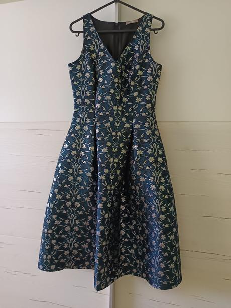 Smaragdové spoločenské šaty so striebornými kvetmi, orsay,34