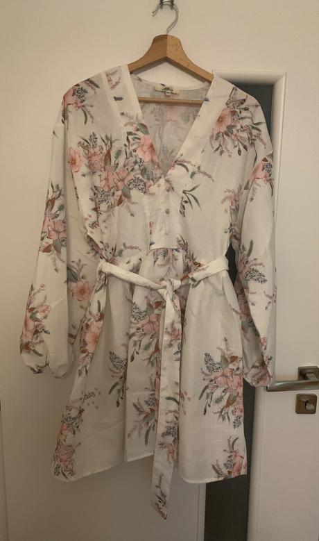 Damske / dievcenske šaty, l