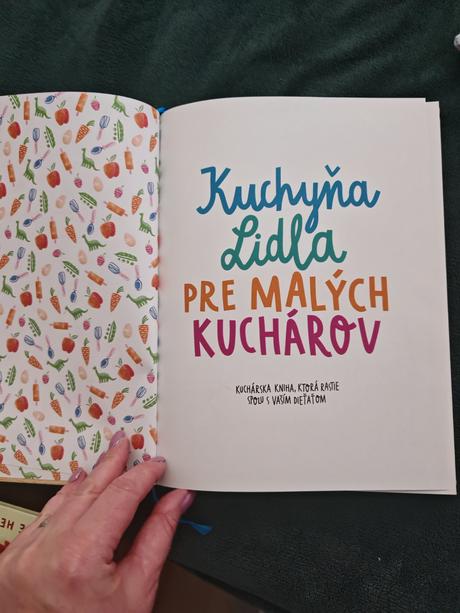 Kniha pre malych kucharov vhodna aj ako darcek, 