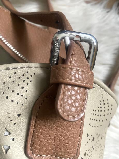 Desigual väčšia kabelka, desigual