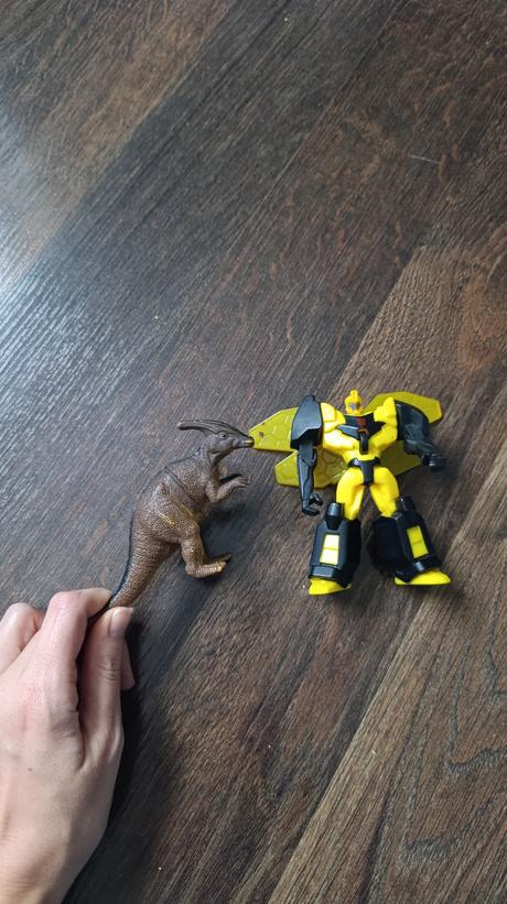 Robot a dinosauru, 