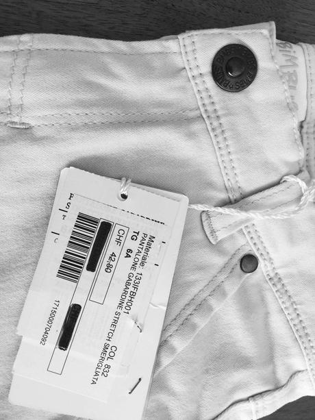 Nove luxusne slim fit nohavice, 116