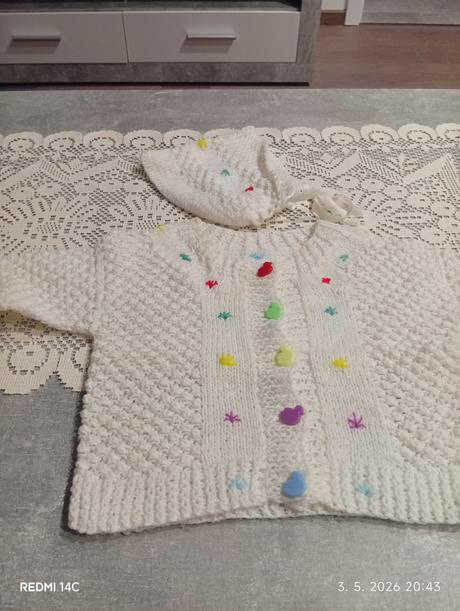 Retro ručne robené svetriky s capickami, 56
