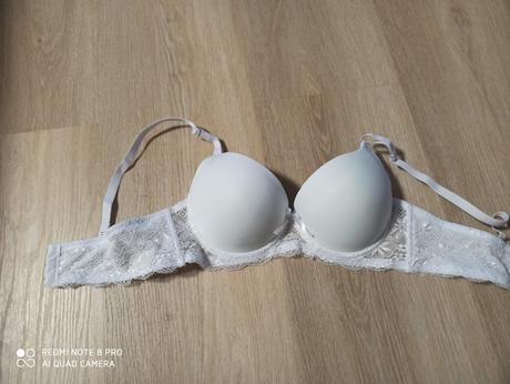 Dámska biela podprsenka, 90b