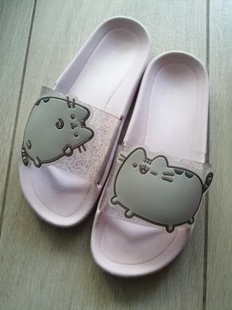 Šľapky plážové, domáce s pusheen mačkou, reserved,31
