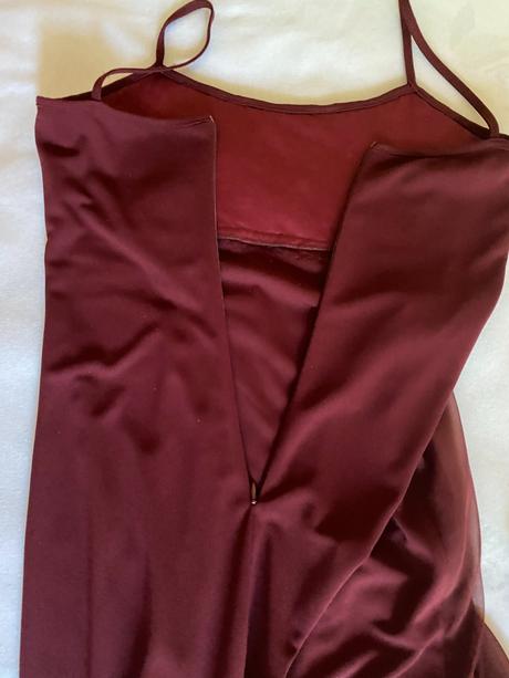 Dlhé spoločenské šaty so štólou v. 38, 38