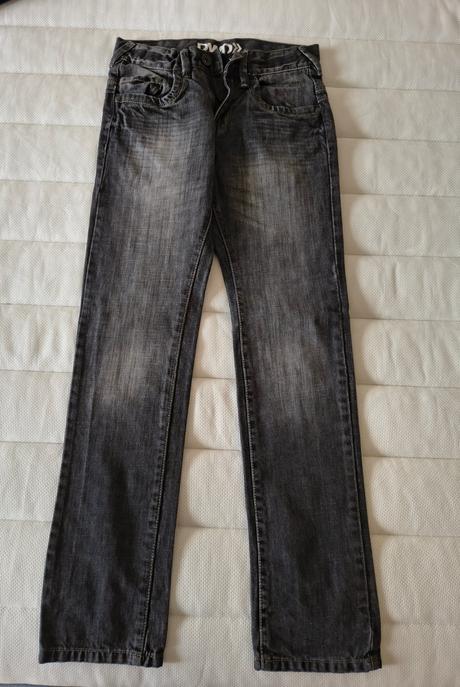 Balík riflí a športové nohavice v. 140/146, 146