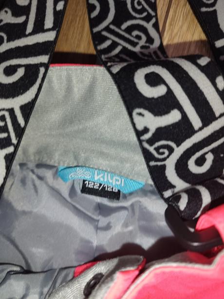 Oteplovačky 122/128, 128