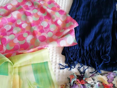 Dámske šatky a šály rozne,