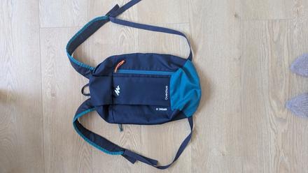 Turistický rupsak quechua 10l, 