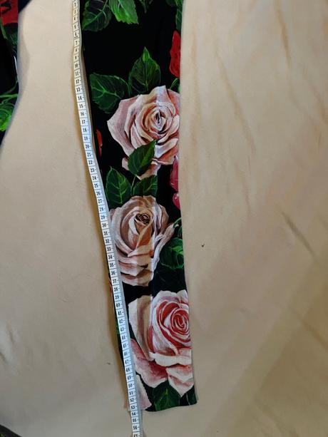 Dolce&gabanna hodvábny pulovrik s-m, s