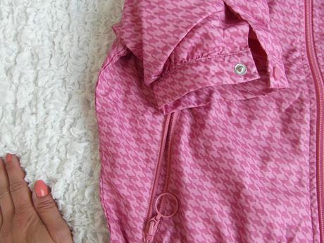 Ružová nepremokavá bundička adidas, s