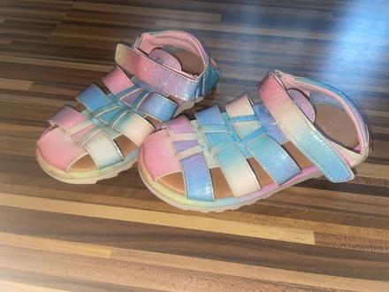 Sandalky farebne, tesco,29