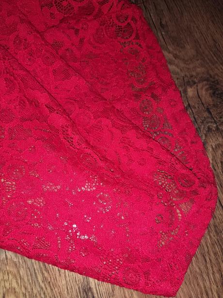 Čipkované šaty, 104 / 110