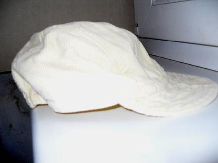 Menšestrová šiltovka 48cm + druhá grátis, 74