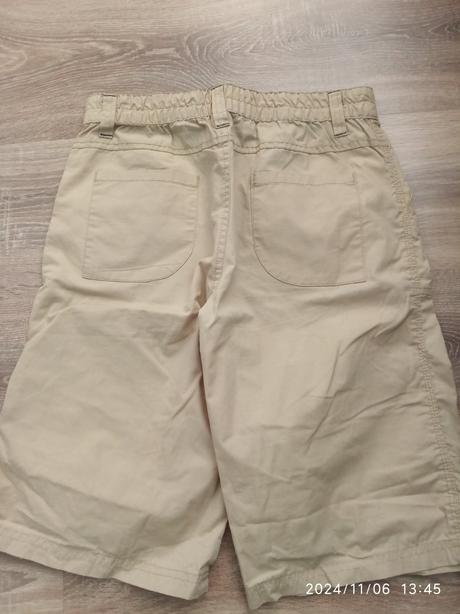 Kraťasy, rebel,158
