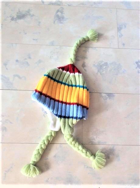 Teplá podšitá čiapka, 128