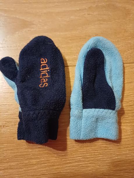 Rukavičky na cca 2-4r. na donosenie, 80