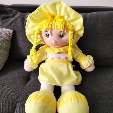 Veľká látková bábika,