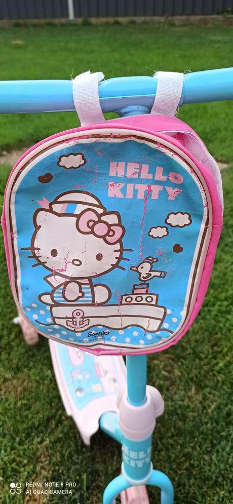 Trojkolesova kolobezka hello kitty,