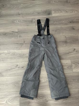 Oteplovaky 152/158, authority,152