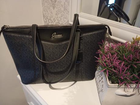 Guess kabelka, guess